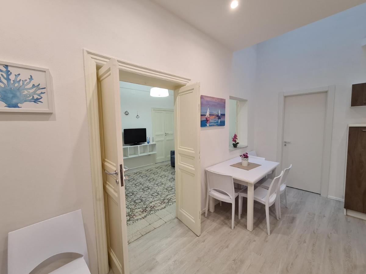 卡斯泰拉马莱Casa Lara别墅 外观 照片